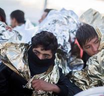 Turkey holds over 1,700 refugees at