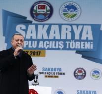 Turkish opposition 'cool' respond to Erdogan