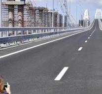 Tweespalt by film Crimean bridge