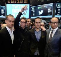 Twitter co-founder sells some shares