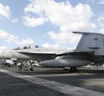 Two deaths in crash F-18 US Navy
