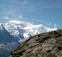 Two killed by avalanche on Mont Blanc