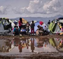 UN says alarm about refugee center