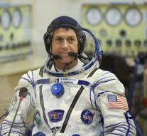 US astronaut true floating voter