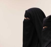 VN rejects burqa ban France
