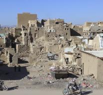Warriors al- Qaida in Yemen take towns