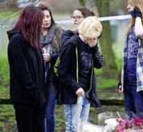 Wave senseless 'knife murders' on English teenagers