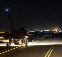 Weather French air raids in Raqqa