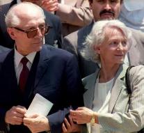 Widow DDR chief Honecker deceased