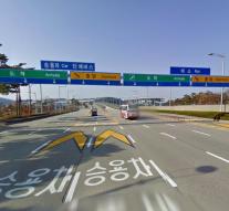 Woman Threatens 'All airports' Z Korea