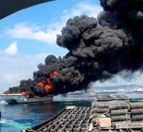 Wounded by fire on tourist boat Spain