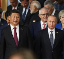 Xi and Putin against sanctions smugglers
