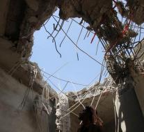 Yemen civilians 'accidentally' bombed