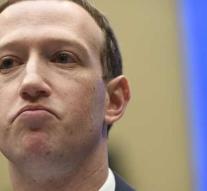 Zuckerberg's Facebook data also leaked