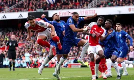 Arsenal Defeats Chelsea in Premier League Showdown