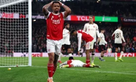 Arsenal Maintains Lead in Premier League After Stalemate with Liverpool