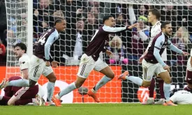 Arsenal Suffers Late Defeat at Aston Villa, Premier League Title Race Wide Open