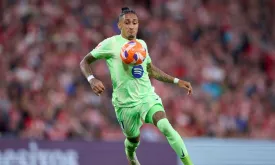 Barcelona's Raphinha Challenges Luis Díaz and Marcus Rashford for Starting Spot