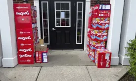 Boy, 8, Orders 70,000 Lollipops Online, Leaves Mother Surprised