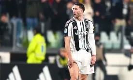 Chelsea and Tottenham Eye Juventus Forward Vlahovic for Transfer