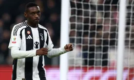 Chelsea Competes with Juventus for Randal Kolo Muani Transfer