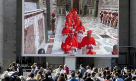 Conclave Begins in Sixtine Chapel to Elect New Pope