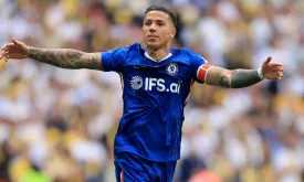 Enzo Fernández Leads Chelsea to FA Cup Final After Rosenior's Departure