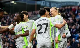 Manchester City Goes Top of Premier League in Tight Title Race