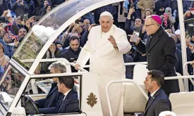 Pope Francis's Popemobile to Serve as Mobile Clinic for Children in Gaza