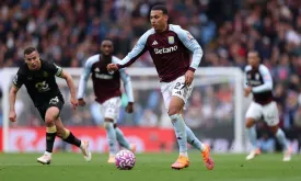 Premier League Updates: Tottenham-Villa, Liverpool-Man United