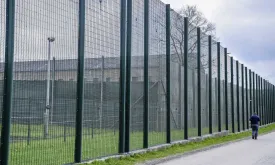 Seven Prisoners Escape from Belgian Prison, Two Still on the Run