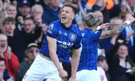 Transfer Rumors: Delap's Decision Between Chelsea and Man Utd Awaited