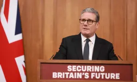 UK Counterterrorism Police Investigate Fire at Starmer's House