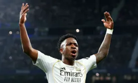 Vinícius Junior Shines as Real Madrid Advances Despite Weak Performance