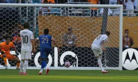 Yassine Bounou's Penalty Save Secures Al Hilal Draw Against Real Madrid