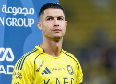 Al Nassr Eyeing Salah or Fernandes for Ronaldo's Replacement