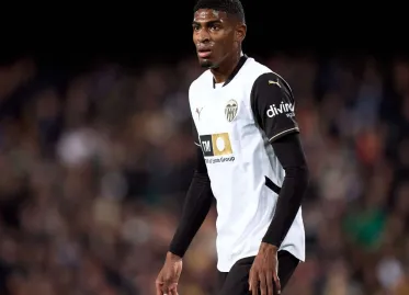 Arsenal in Talks to Sign Valencia Defender Cristhian Mosquera
