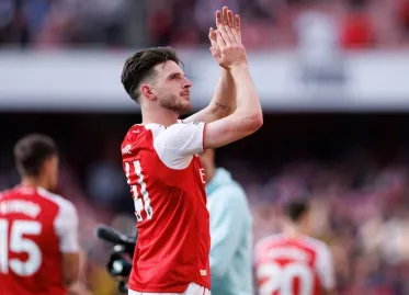 Arsenal Secures Second Place with Win, Yet Faces Trophy Drought Concerns