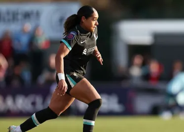 Arsenal Signs Olivia Smith in Record Women's Football Transfer