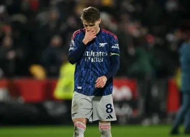 Arsenal's Draw at Brentford Adds Pressure in Premier League Title Race