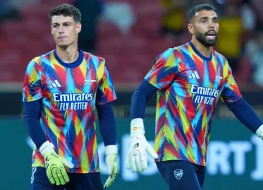 Arsenal's Goalkeeper Dilemma: Kepa vs. Raya for No. 1 Spot