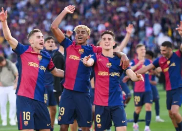 Barcelona Wins Fourth Clasico of the Year, Chelsea Stumbles in Top-Four Chase
