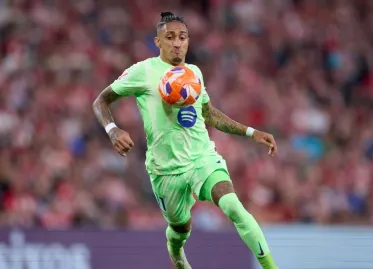 Barcelona's Raphinha Challenges Luis Díaz and Marcus Rashford for Starting Spot