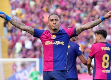 Barcelona's Raphinha Extends Contract Until 2028 After Stellar Season