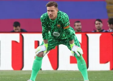 Barcelona's Ter Stegen Trains Alone Amid Uncertain Future