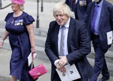Boris Johnson Making Headlines in England: Potential Comeback with 'Borage' Alliance?