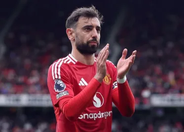 Bruno Fernandes to Stay at Man United Despite Al Hilal Interest
