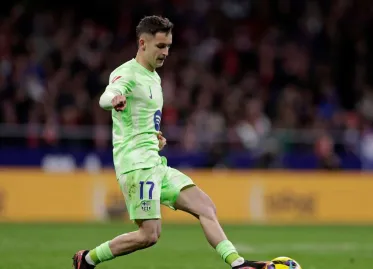 Chelsea Interested in Barcelona's Marc Casadó for Midfield Role