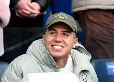 Chelsea's Liam Rosenior Addresses Enzo Fernández Controversy