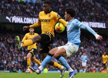 Controversy: Referee's Decision on Manchester City Penalty vs. Wolves Questioned